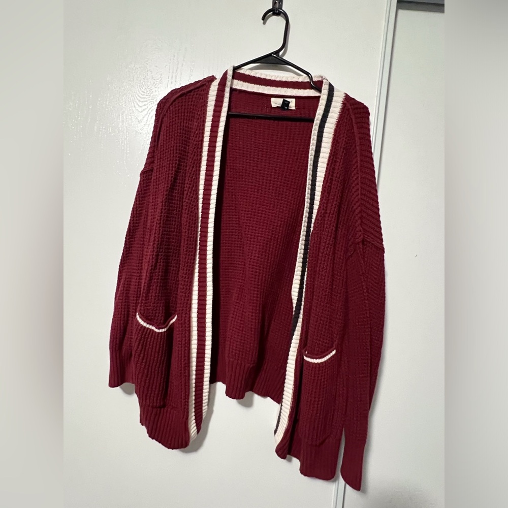 Woman’s Cardigan